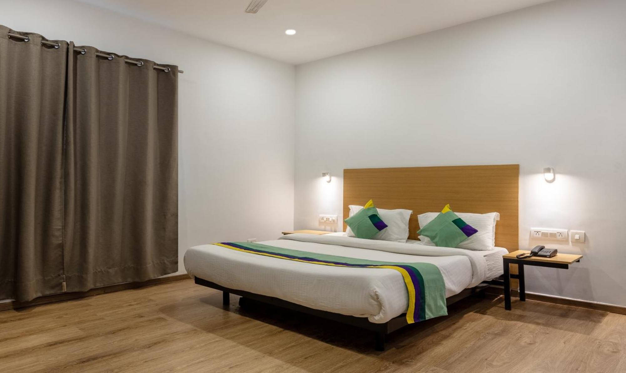 Treetops Inn Ченнаї Екстер'єр фото